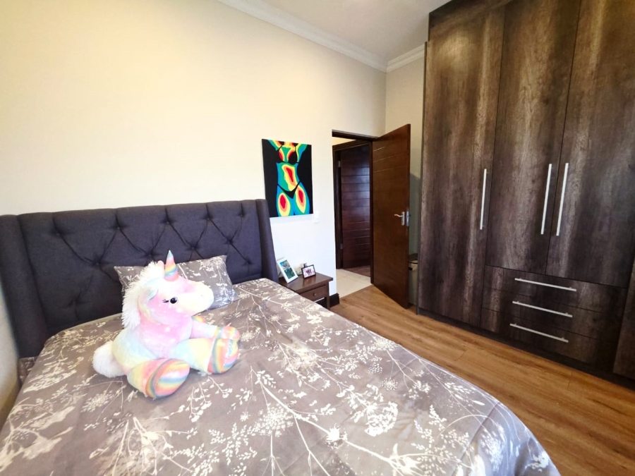 5 Bedroom Property for Sale in Sandown Western Cape